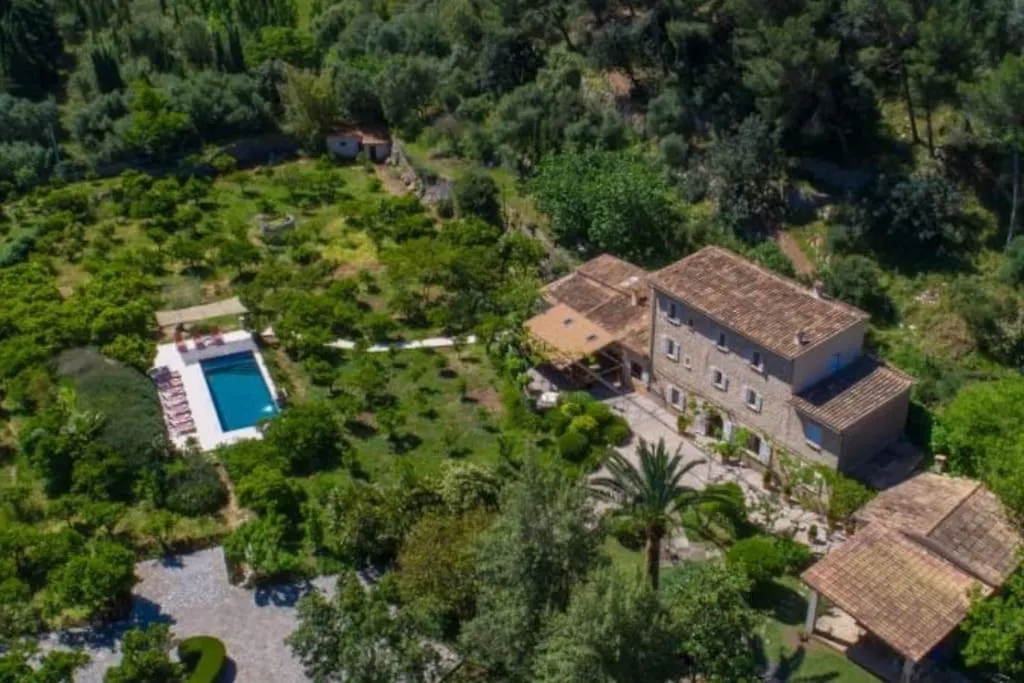 Son Llempaies, Finca For 12 Sóller